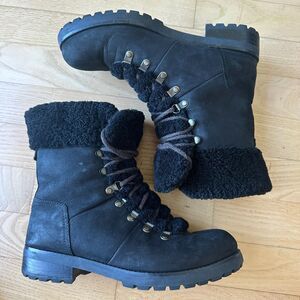 UGG Australia Fraser Boots Rugged Suede Fleece Lined Black 1018896 Size 8.5